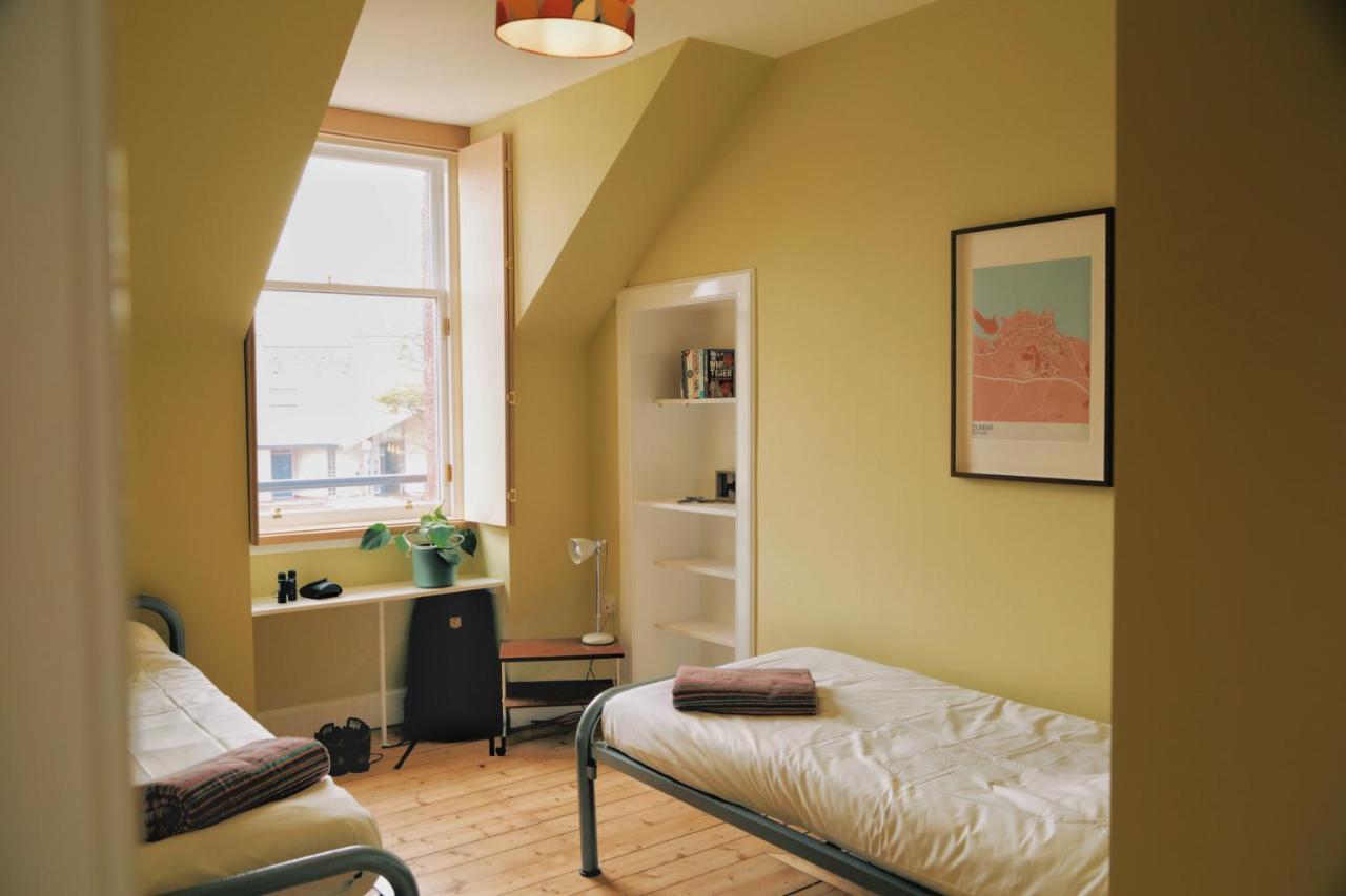 The Dolphin Inn Hostel Dunbar Dış mekan fotoğraf