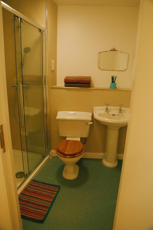 The Dolphin Inn Hostel Dunbar Dış mekan fotoğraf